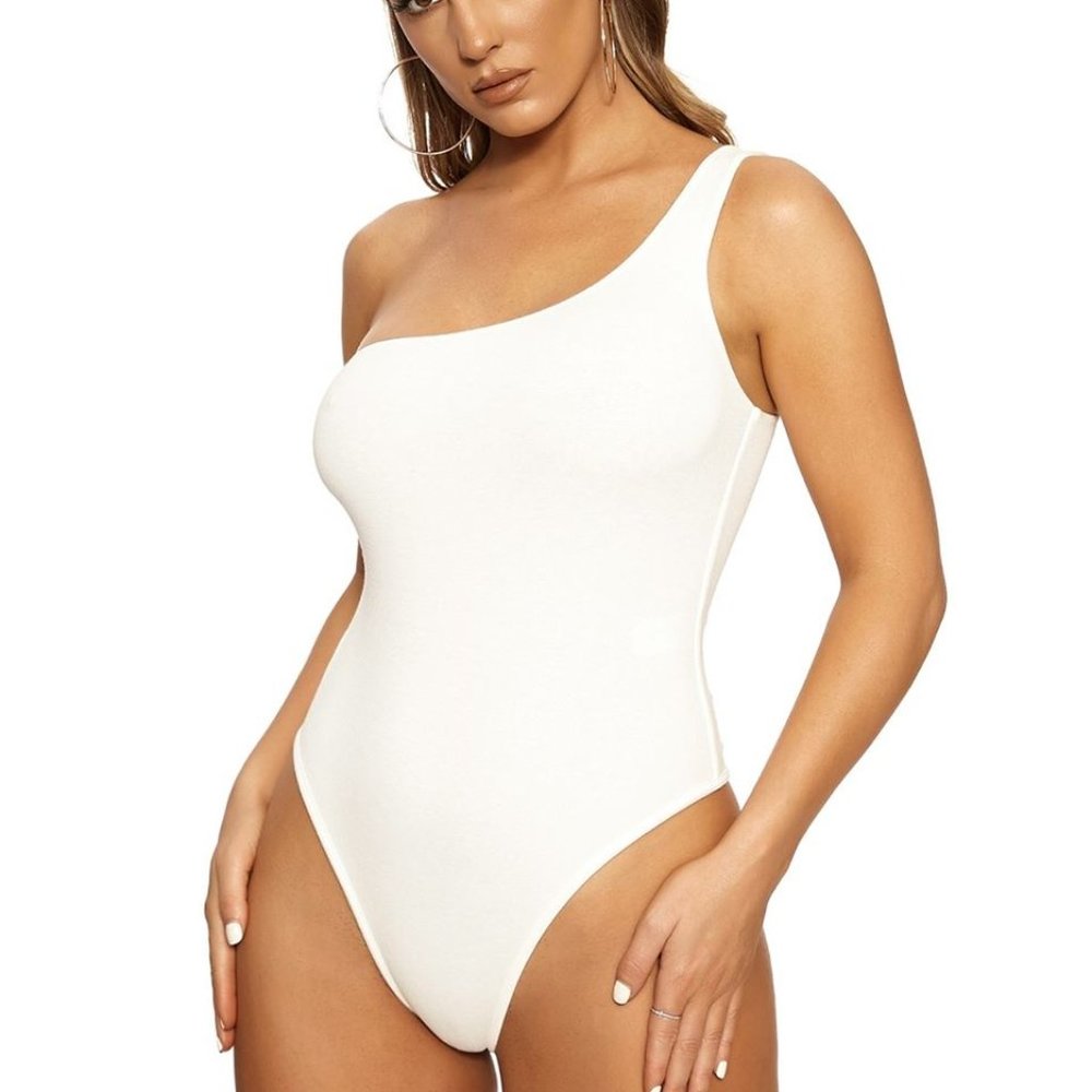 Naked Wardrobe The NW Side Chick One Shoulder Bodysuit - White